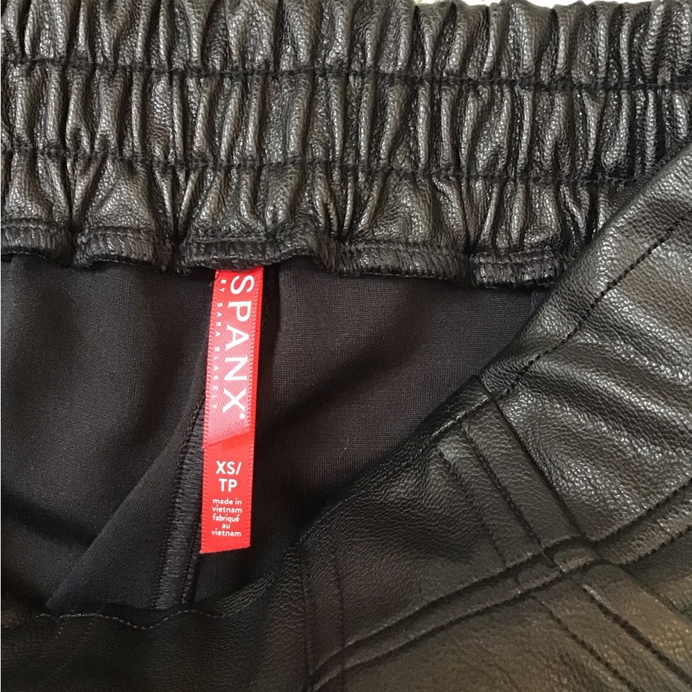 SPANX Faux Leather Jogger Pants Black Size XS - Picture 10 of 11